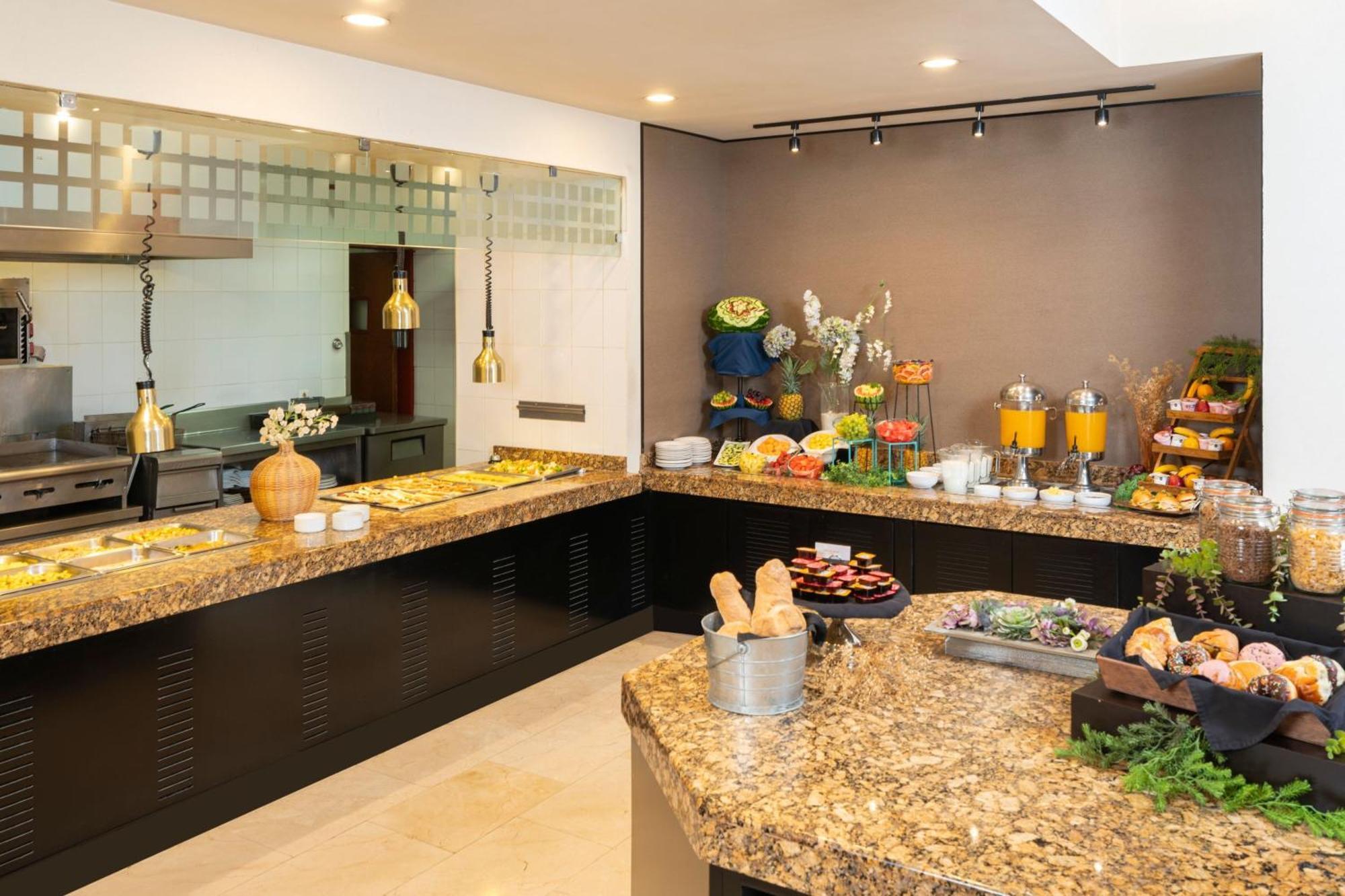 Courtyard By Marriott San Luis Potosi Hotel Luaran gambar